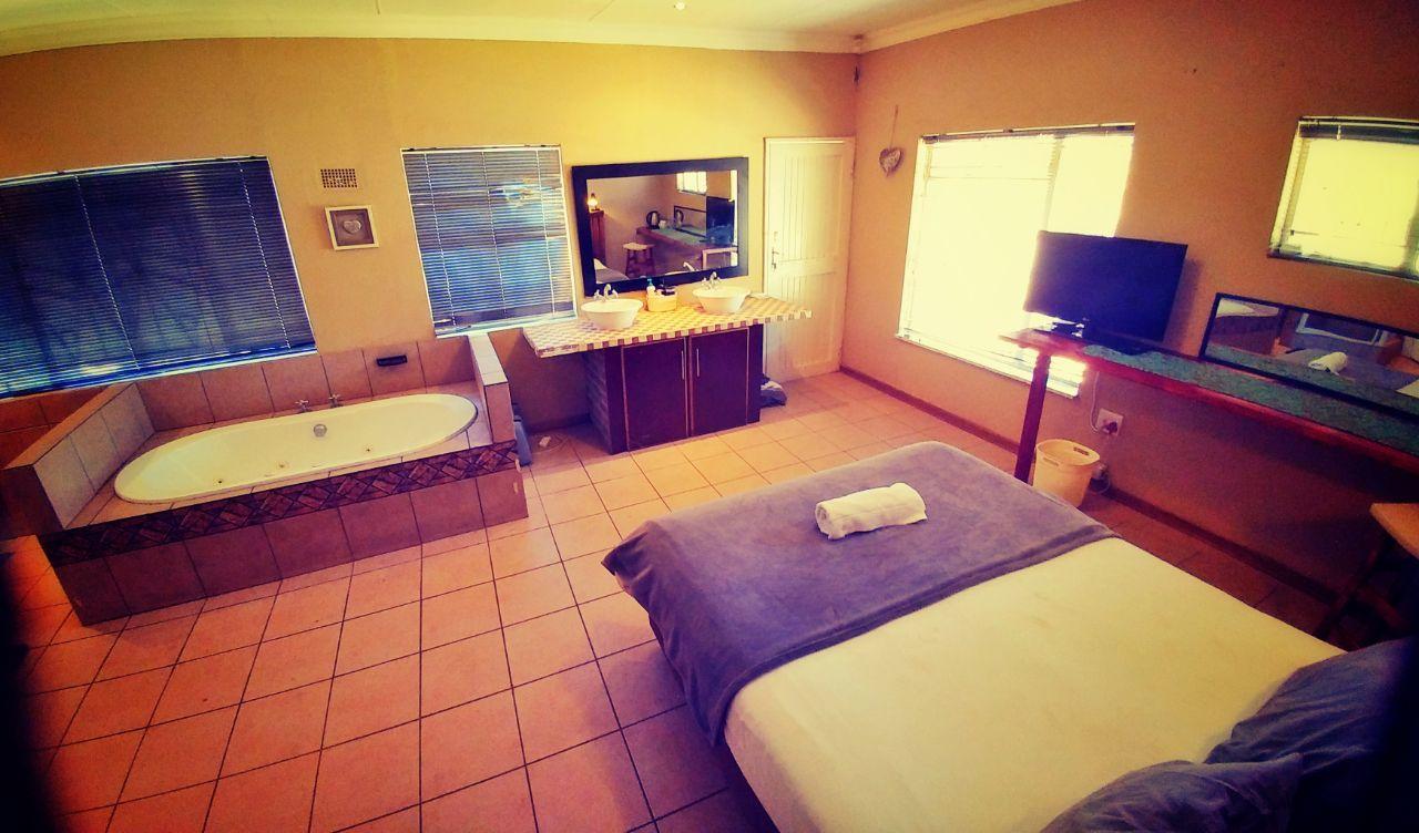 A & R Guesthouse Bloemfontein Exterior photo